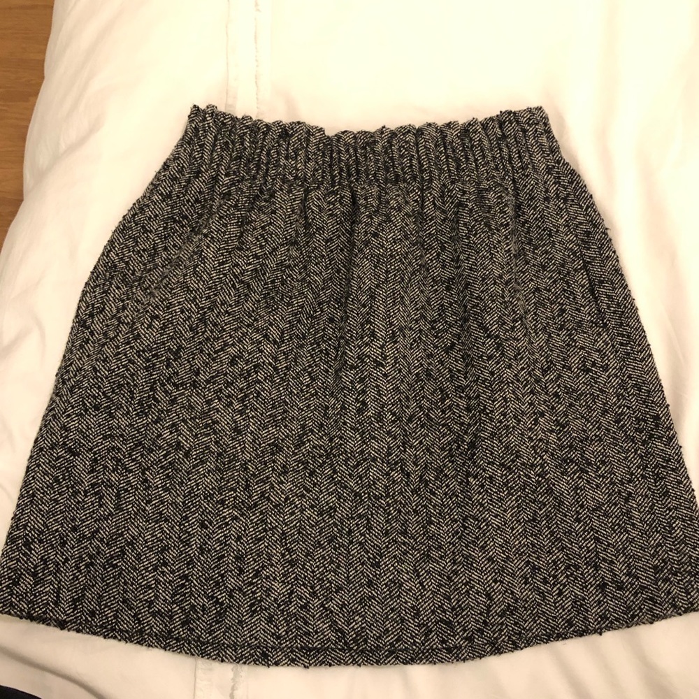 J. Crew tweed mini skirt with pockets!